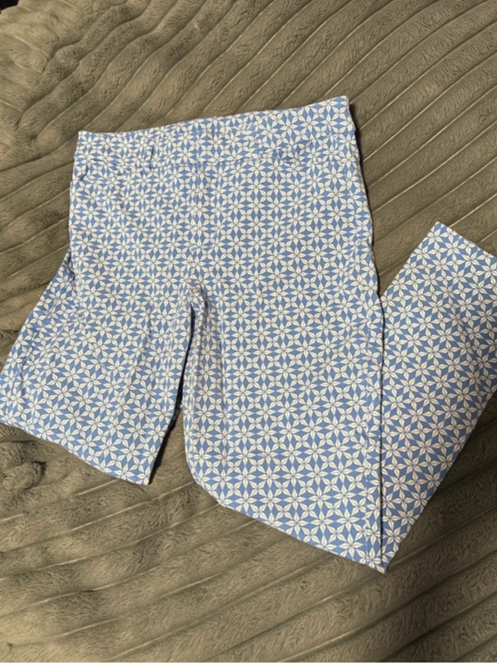 Old Navy Skinny Ankle Pixie Pants